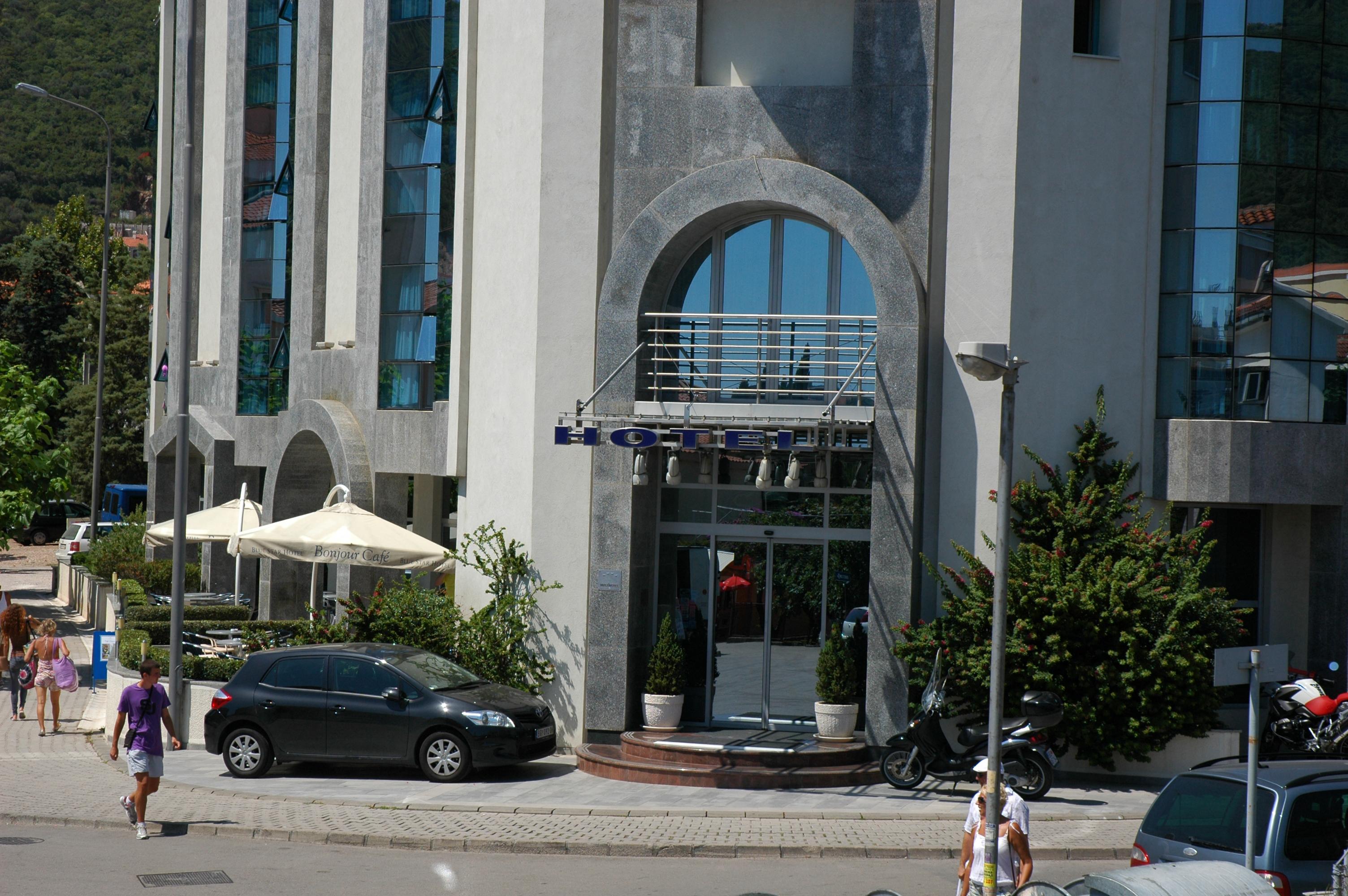 Hotel Blue Star Budva Buitenkant foto