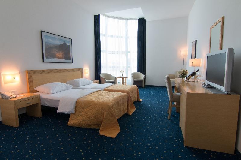 Hotel Blue Star Budva Buitenkant foto